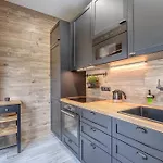 Cohost I Newly Built By Historical Bastion Wall, Self Check In Butas Vilnius