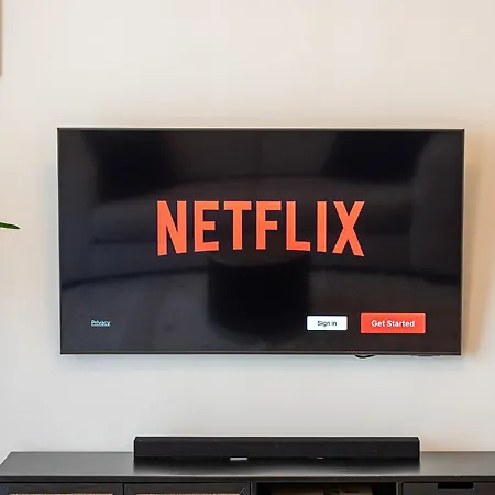 Cohost I Newly Built By Historical Bastion Wall, Self Check In Apartment
