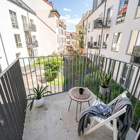 Apartment Cohost I Newly Built By Historical Bastion Wall, Self Check In *
