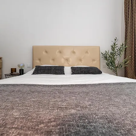 Cohost I Newly Built By Historical Bastion Wall, Self Check In Vilnius