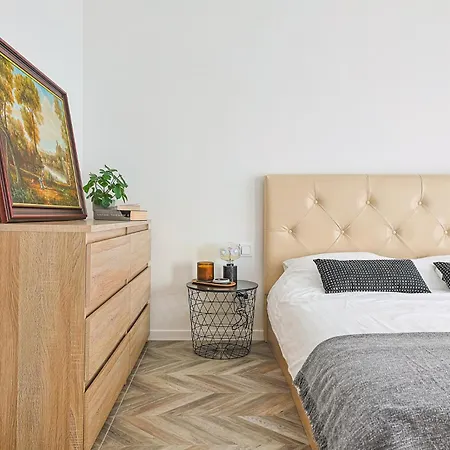 Cohost I Newly Built By Historical Bastion Wall, Self Check In * Vilnius
