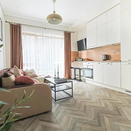 Cohost I Newly Built By Historical Bastion Wall, Self Check In Apartment