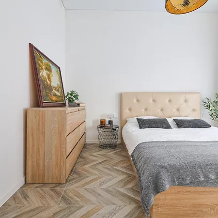 Apartment Cohost I Newly Built By Historical Bastion Wall, Self Check In *