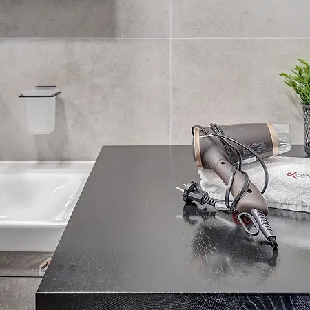 Cohost I Newly Built By Historical Bastion Wall, Self Check In Апартаменти