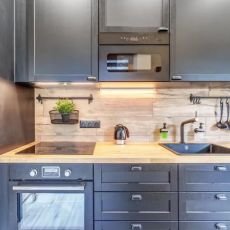 Cohost I Newly Built By Historical Bastion Wall, Self Check In Apartament *