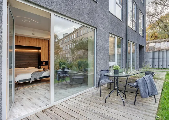 Cohost I Newly Built By Historical Bastion Wall, Self Check In *